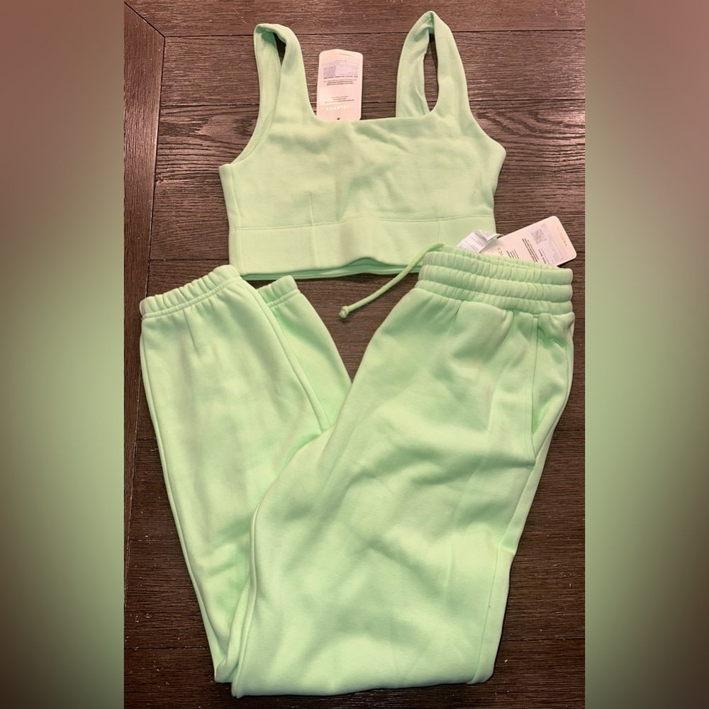 Fabletics Sweat Set